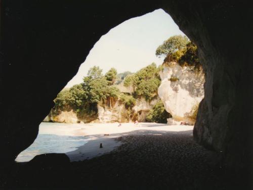 1994 Neuseeland Rosa-Bay Cathedral-Cave 1