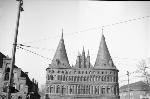 Luebeck-Holsentor